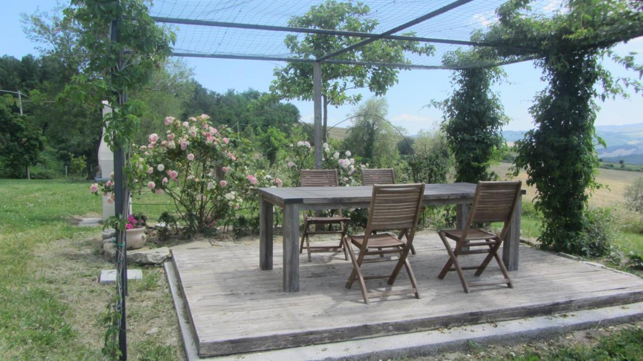 Casale Le Fontanelle Otel Monte Grimano Terme Dış mekan fotoğraf